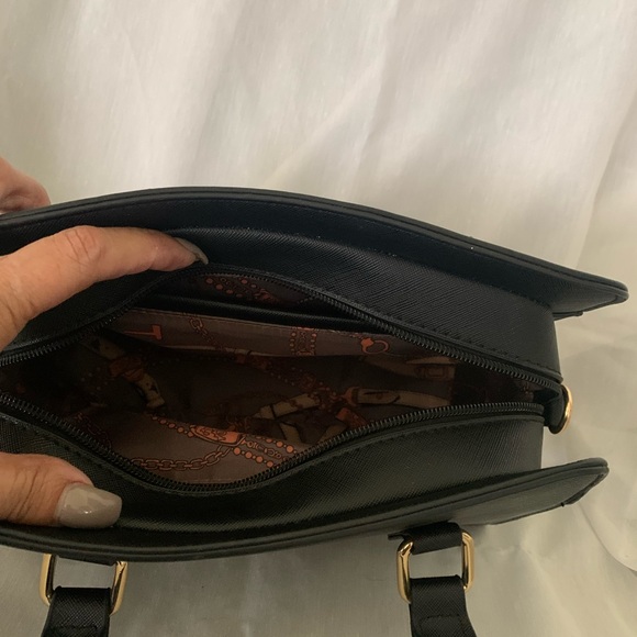 Handbag - Picture 7 of 10